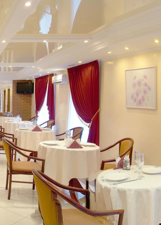 Optima Deluxe Kryvyi Rih Hotel Luaran gambar
