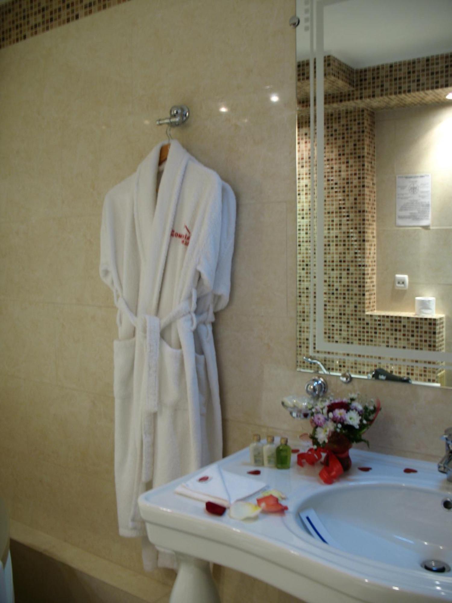 Optima Deluxe Kryvyi Rih Hotel Luaran gambar