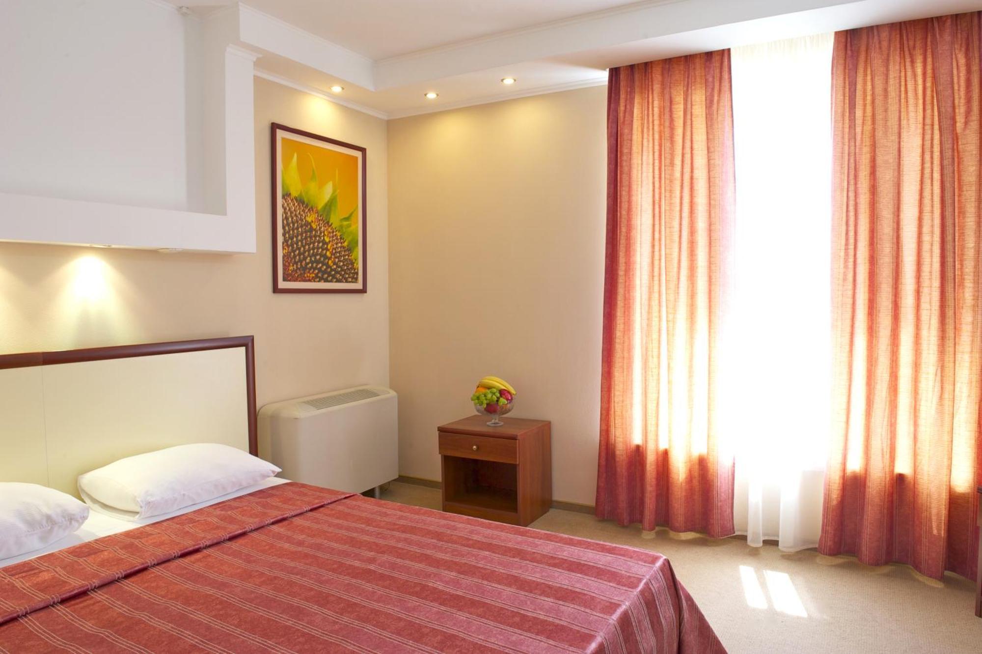 Optima Deluxe Kryvyi Rih Hotel Luaran gambar